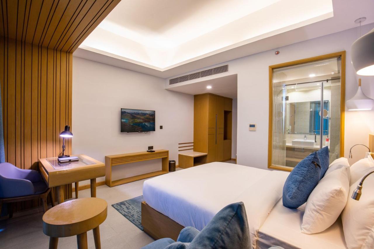 Hotel Siraichuli 치트완 외부 사진