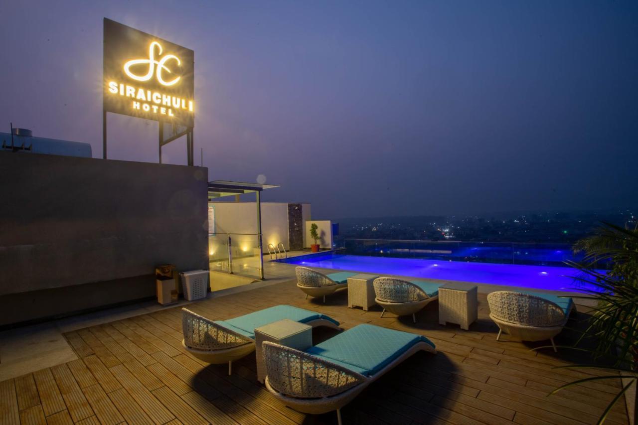 Hotel Siraichuli 치트완 외부 사진