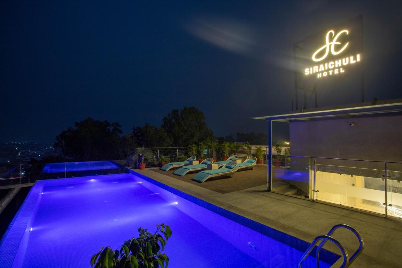 Hotel Siraichuli 치트완 외부 사진
