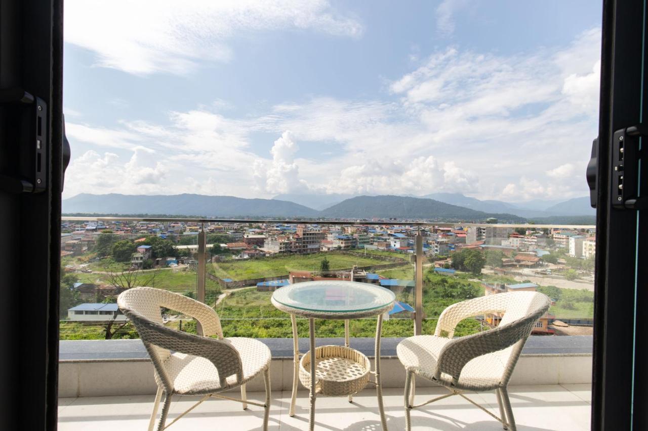 Hotel Siraichuli 치트완 외부 사진