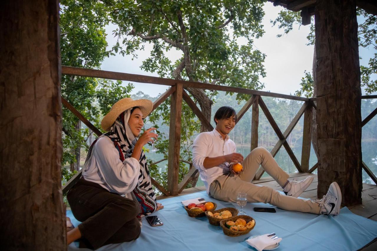 Hotel Siraichuli 치트완 외부 사진