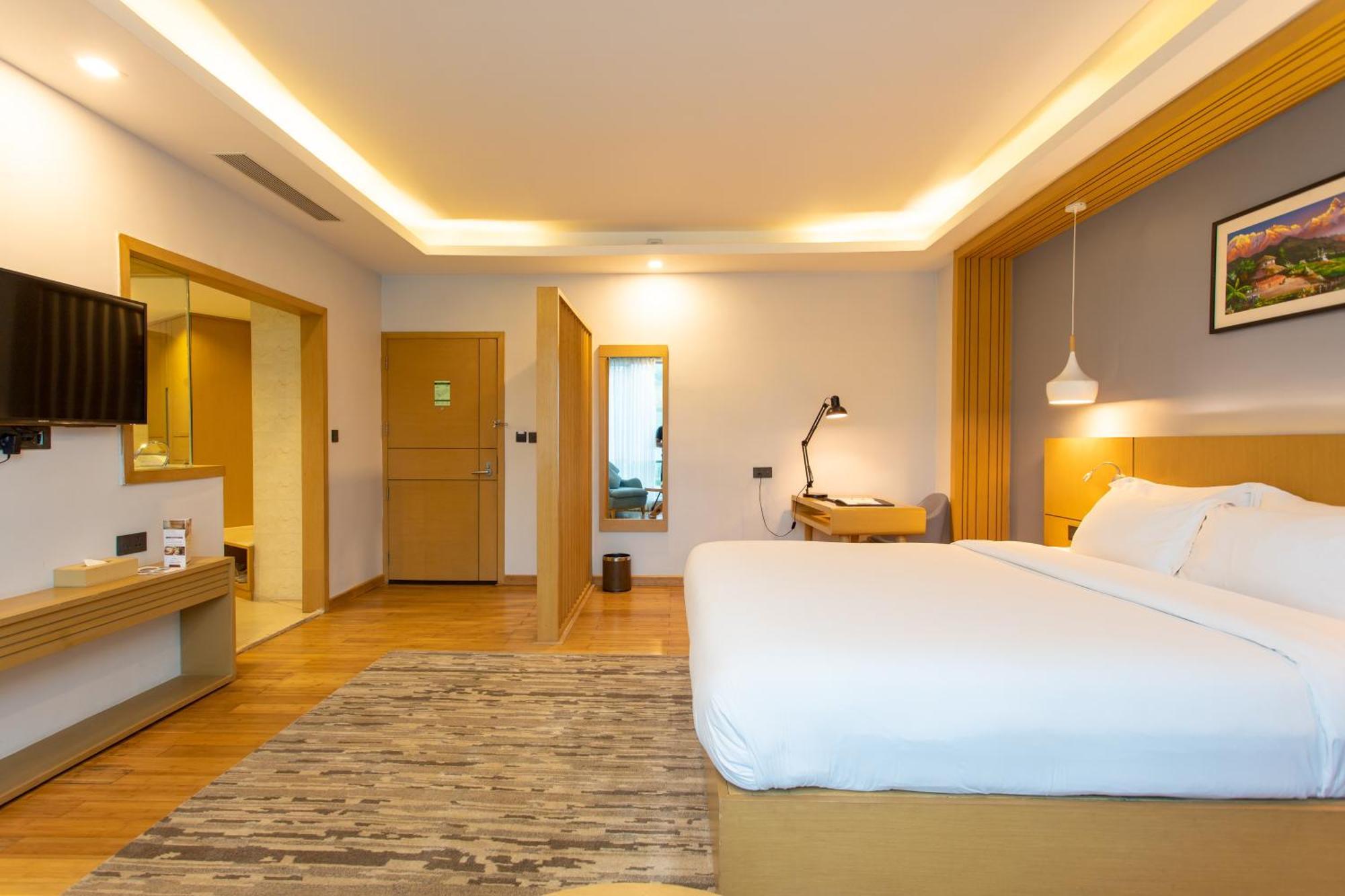 Hotel Siraichuli 치트완 외부 사진